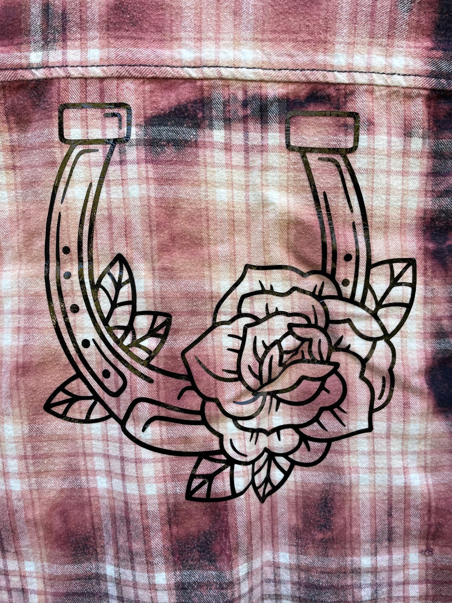 Horseshoe with Flower