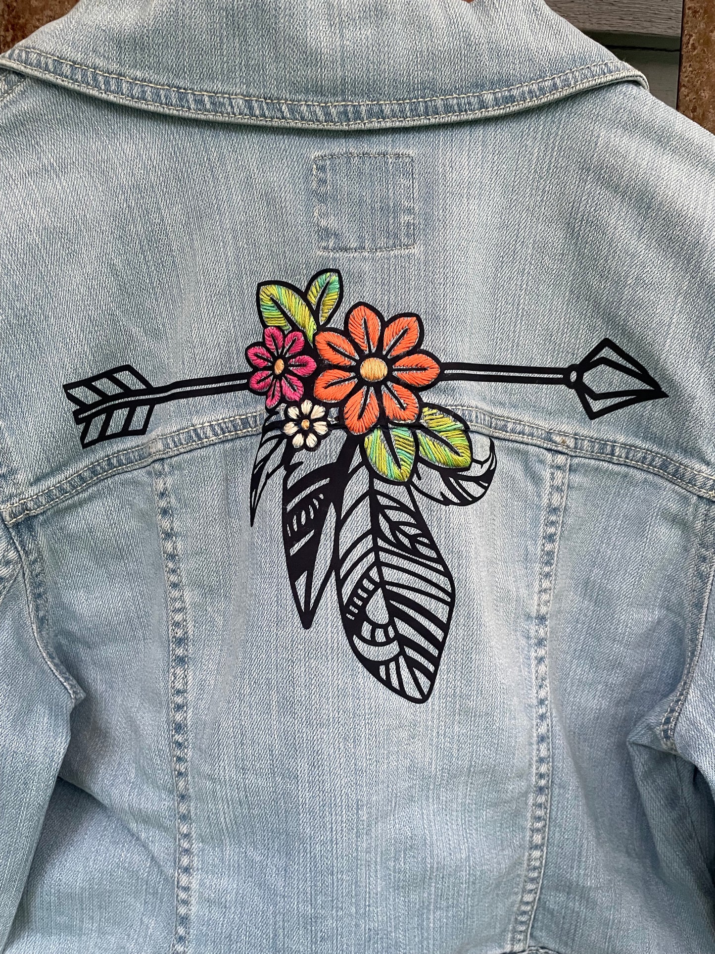 Jean Jacket With Arrow and Flowers