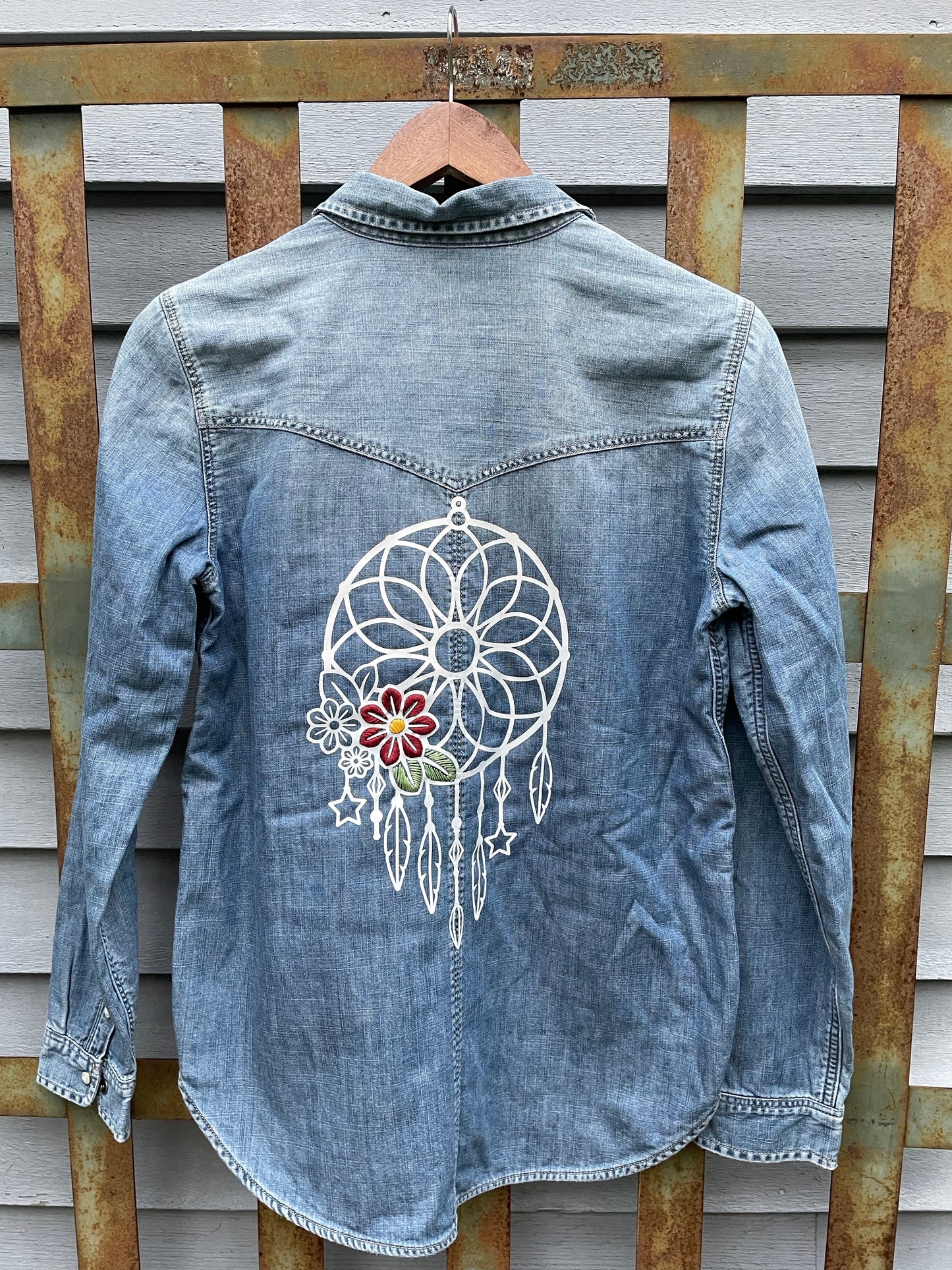 Lined Jean Shirt With Dreamcatcher